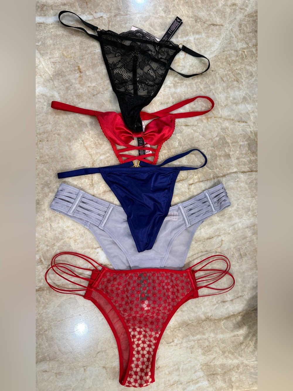 Victoria’s Secret 5 pieces mixed Panties  & thongs size Medium. New with tags.